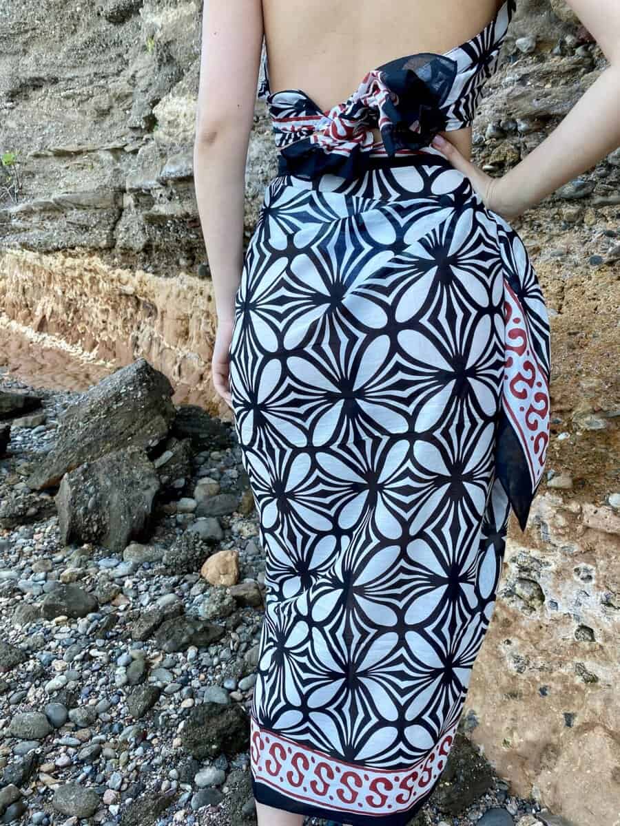 Cotton Pareo - Black Flower