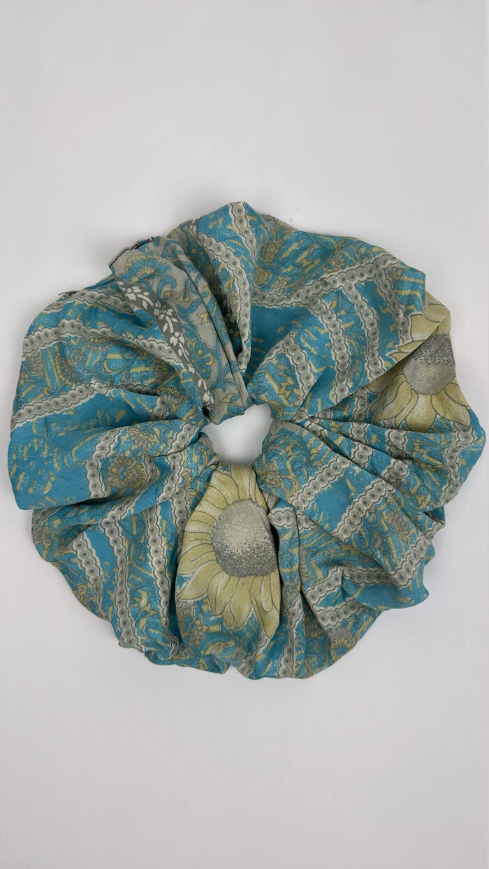 Scrunchie - Image 1