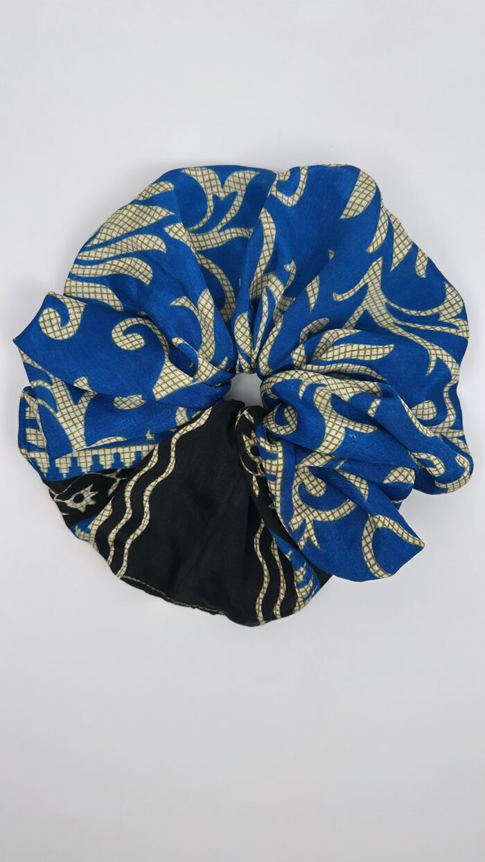 Scrunchie - Image 1