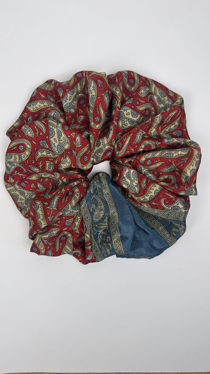 Scrunchie - Image 1