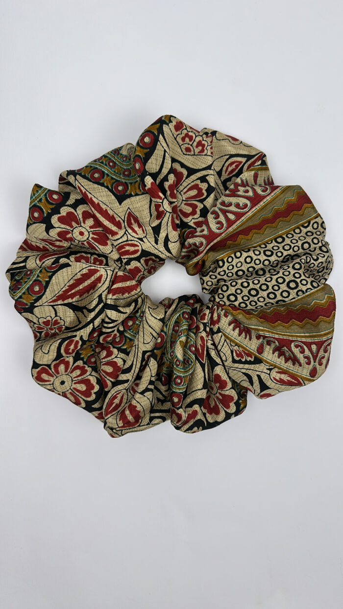 Scrunchie - Image 1